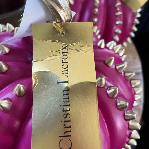 COPY - Christian LACROIX pink spike pumpkin, great for all that love, pink pump… - Picture 7 of 7